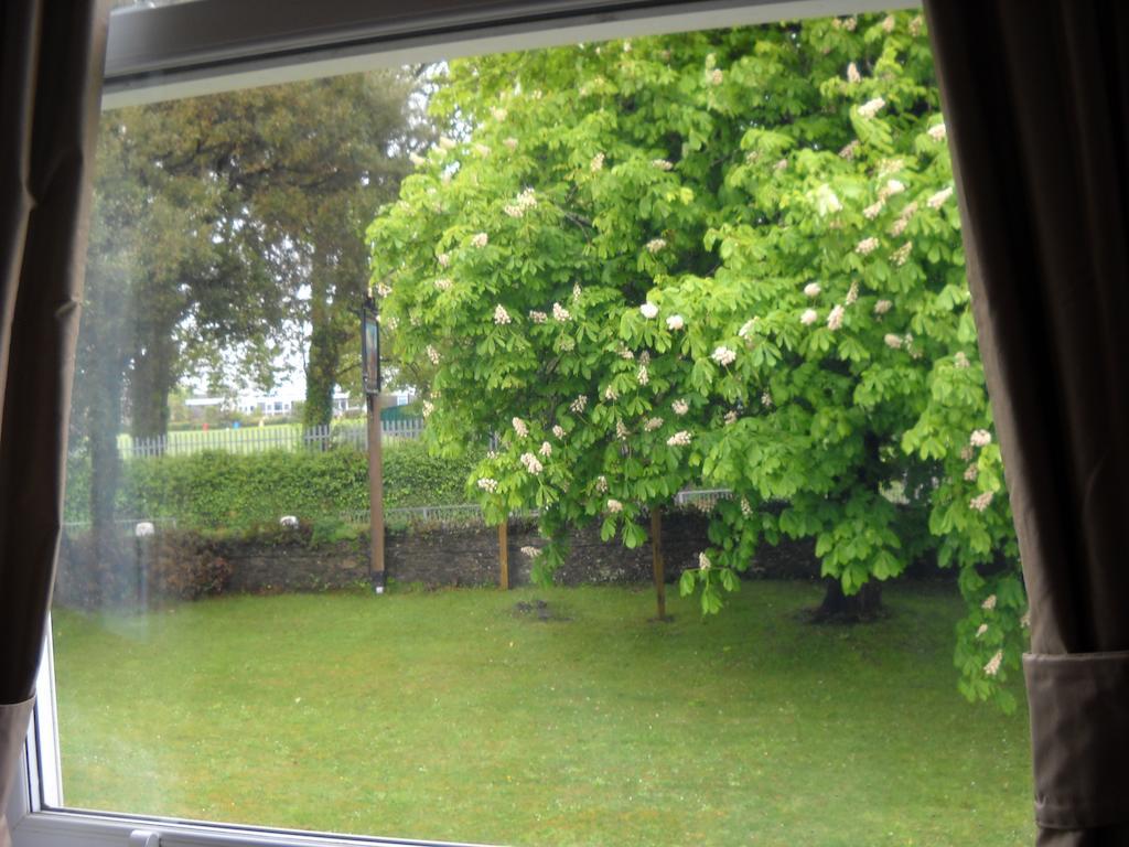 Carbeile Inn Torpoint Δωμάτιο φωτογραφία
