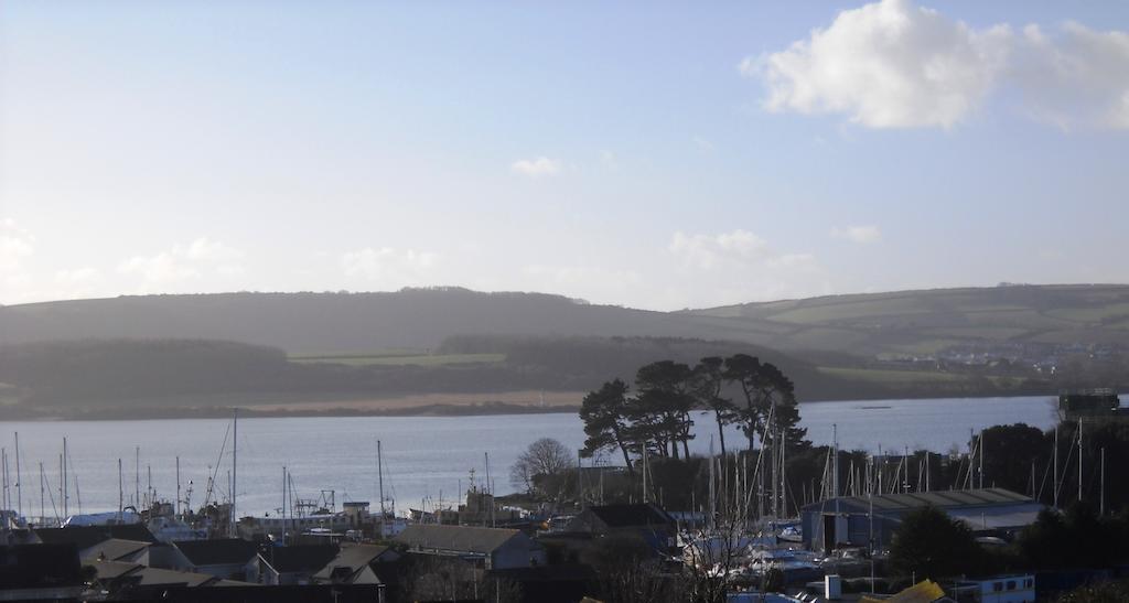 Carbeile Inn Torpoint Δωμάτιο φωτογραφία